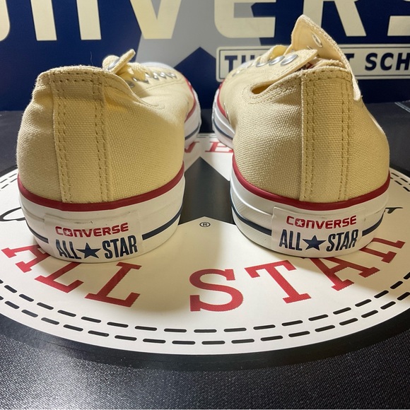 Converse Men's Chuck Taylor Natural White Low Top - Picture 4 of 6